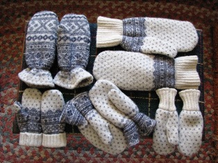 Name:  Sewn Mittens Smaller for Web.JPG
Views: 670
Size:  45.2 KB